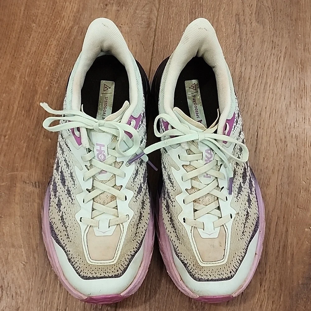HOKA Scapegoat 5 Wide Trails Sneaker Shoe Vibram Sole Casual Women's size 8.5D